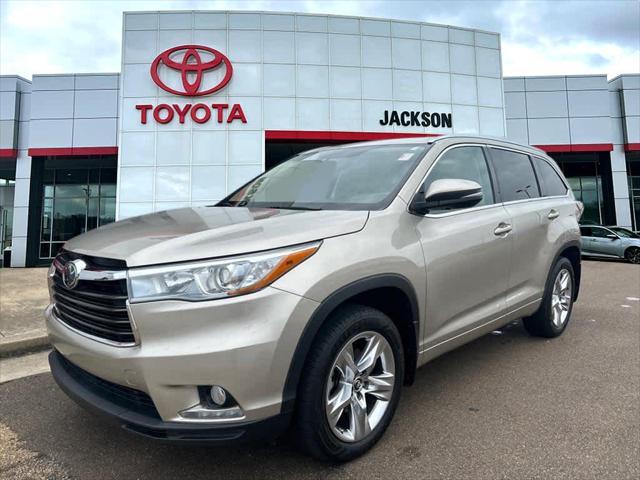 used 2016 Toyota Highlander car, priced at $19,520