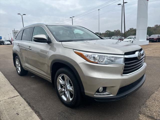 used 2016 Toyota Highlander car, priced at $19,995