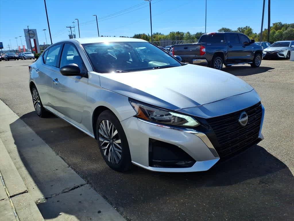 used 2024 Nissan Altima car, priced at $22,899