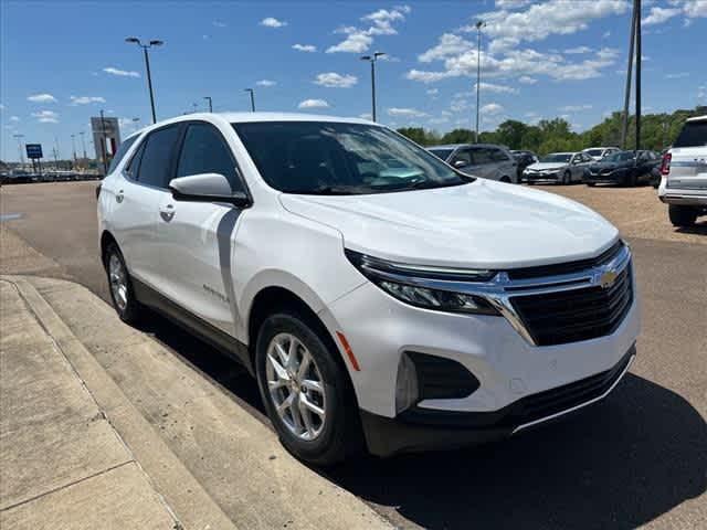 used 2024 Chevrolet Equinox car, priced at $23,995