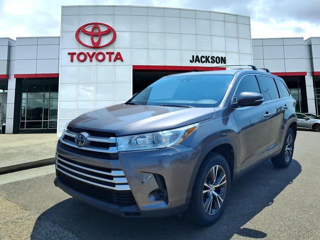used 2019 Toyota Highlander car, priced at $18,682