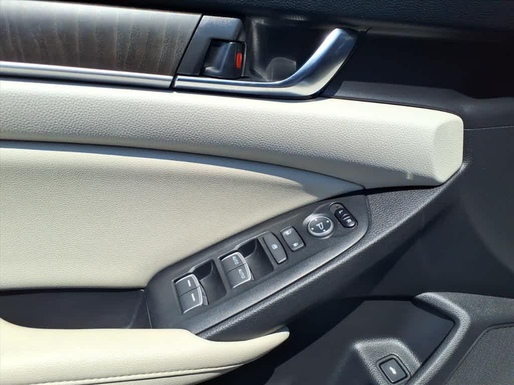 used 2021 Honda Accord Hybrid car, priced at $25,976