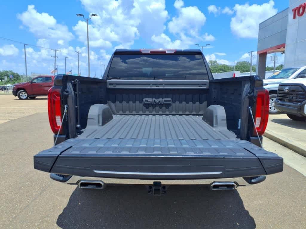 used 2024 GMC Sierra 1500 car, priced at $50,985