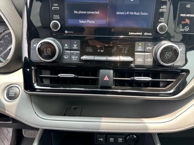 used 2021 Toyota Highlander car, priced at $31,590