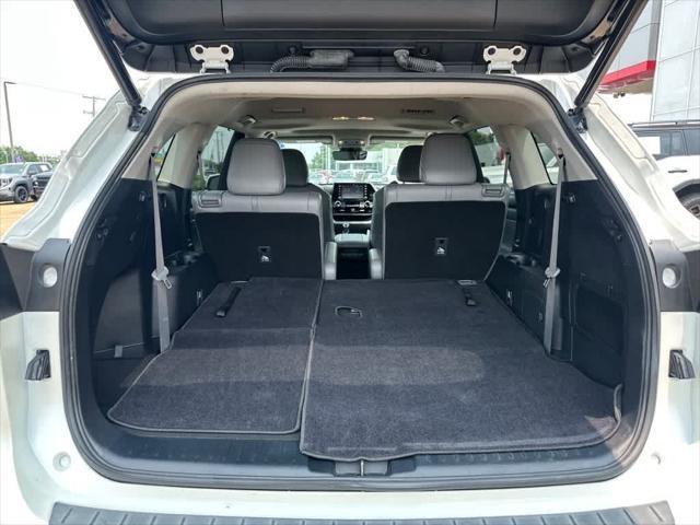 used 2021 Toyota Highlander car, priced at $31,590