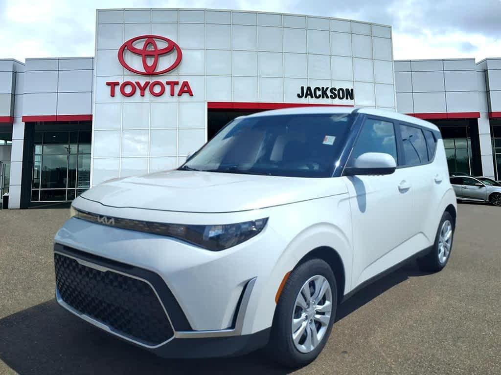 used 2023 Kia Soul car, priced at $19,887