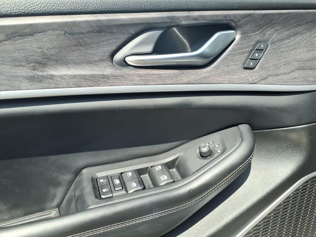 used 2022 Jeep Grand Cherokee car, priced at $31,263