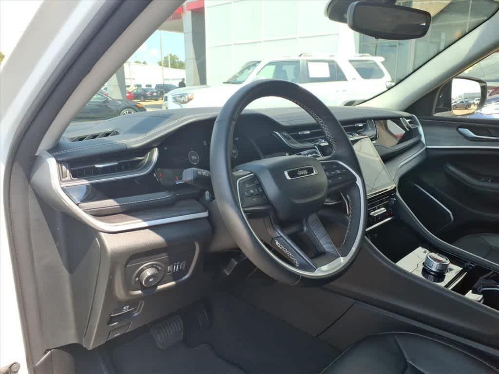 used 2022 Jeep Grand Cherokee car, priced at $31,263