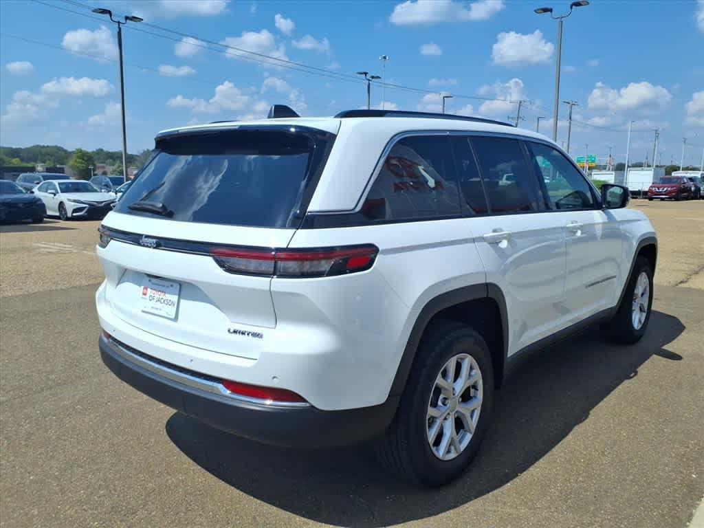 used 2022 Jeep Grand Cherokee car, priced at $31,263