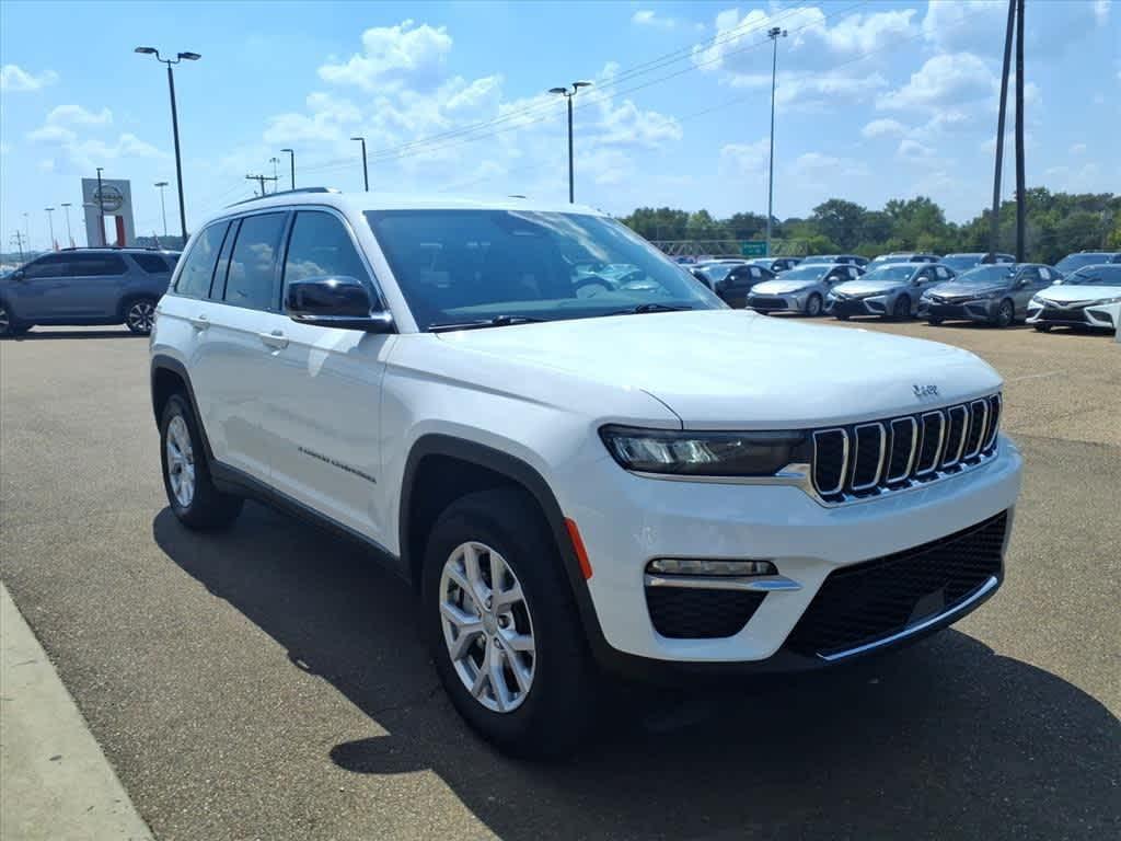 used 2022 Jeep Grand Cherokee car, priced at $31,263