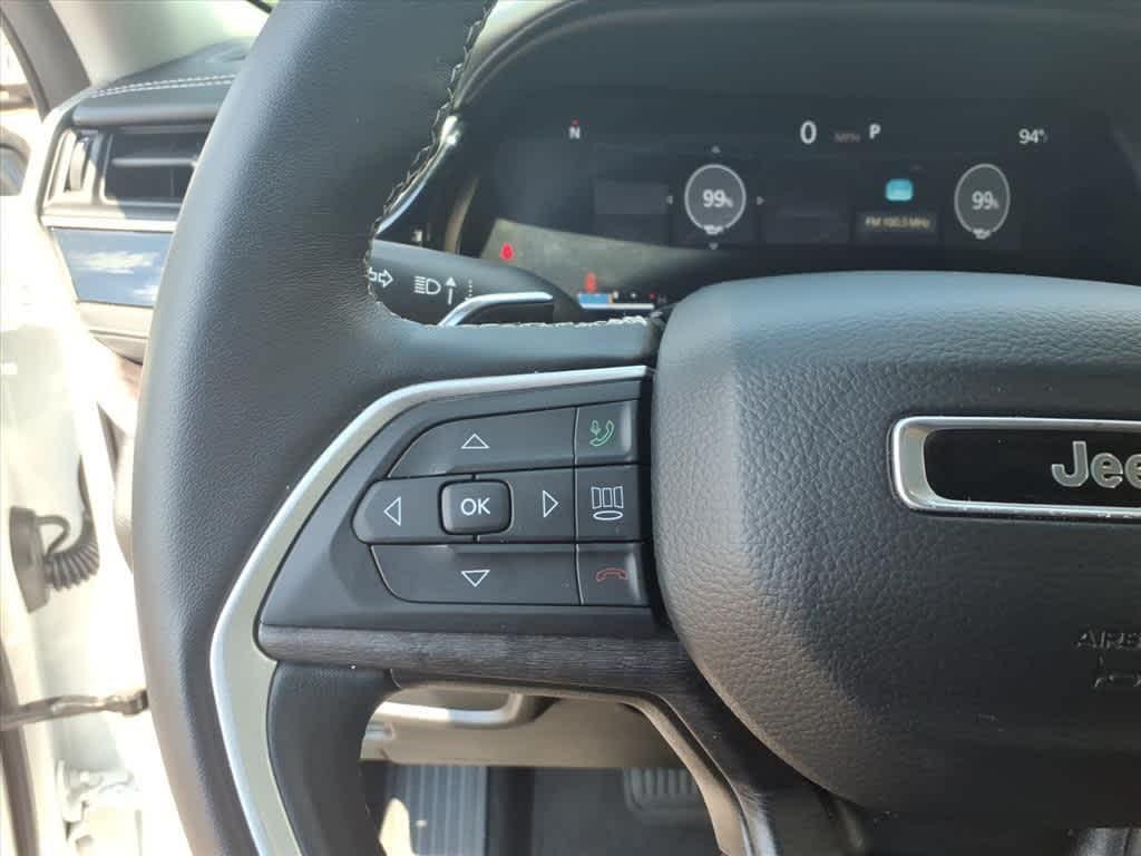 used 2022 Jeep Grand Cherokee car, priced at $31,263