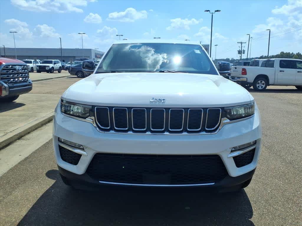 used 2022 Jeep Grand Cherokee car, priced at $31,263