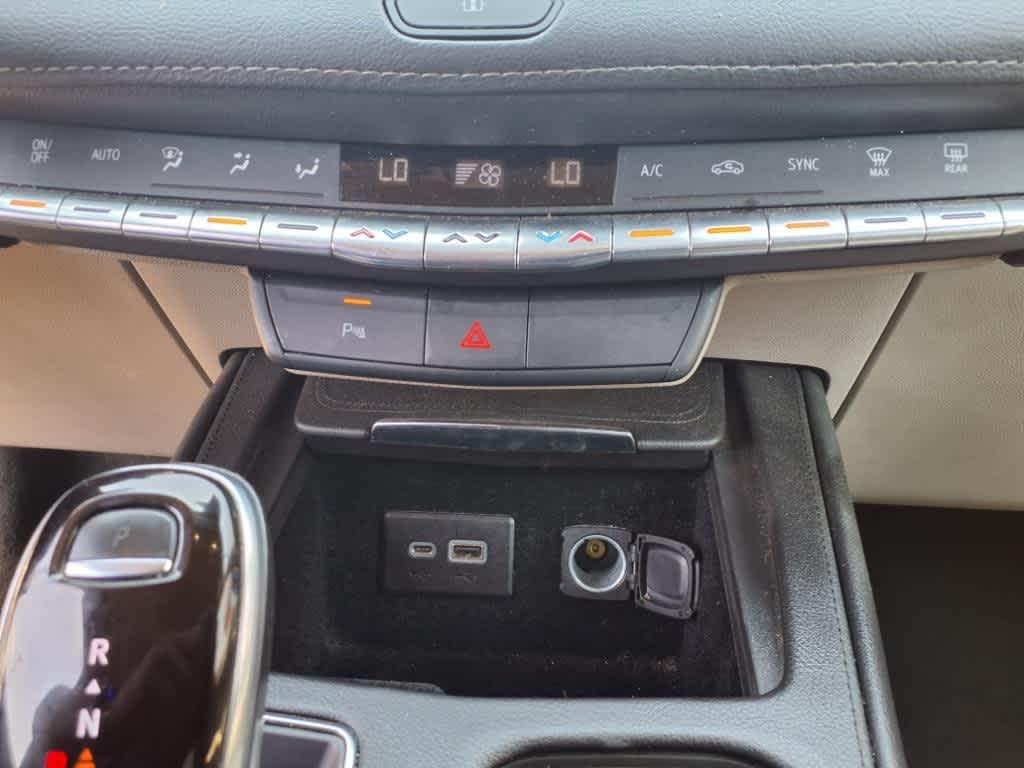 used 2022 Cadillac XT4 car, priced at $24,921
