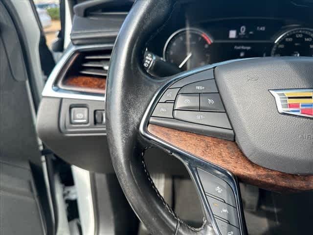used 2021 Cadillac XT5 car, priced at $27,233