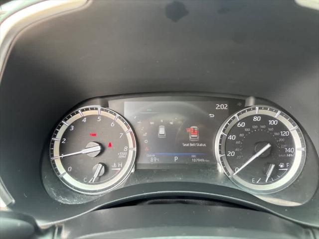 used 2022 Toyota Highlander car, priced at $36,900