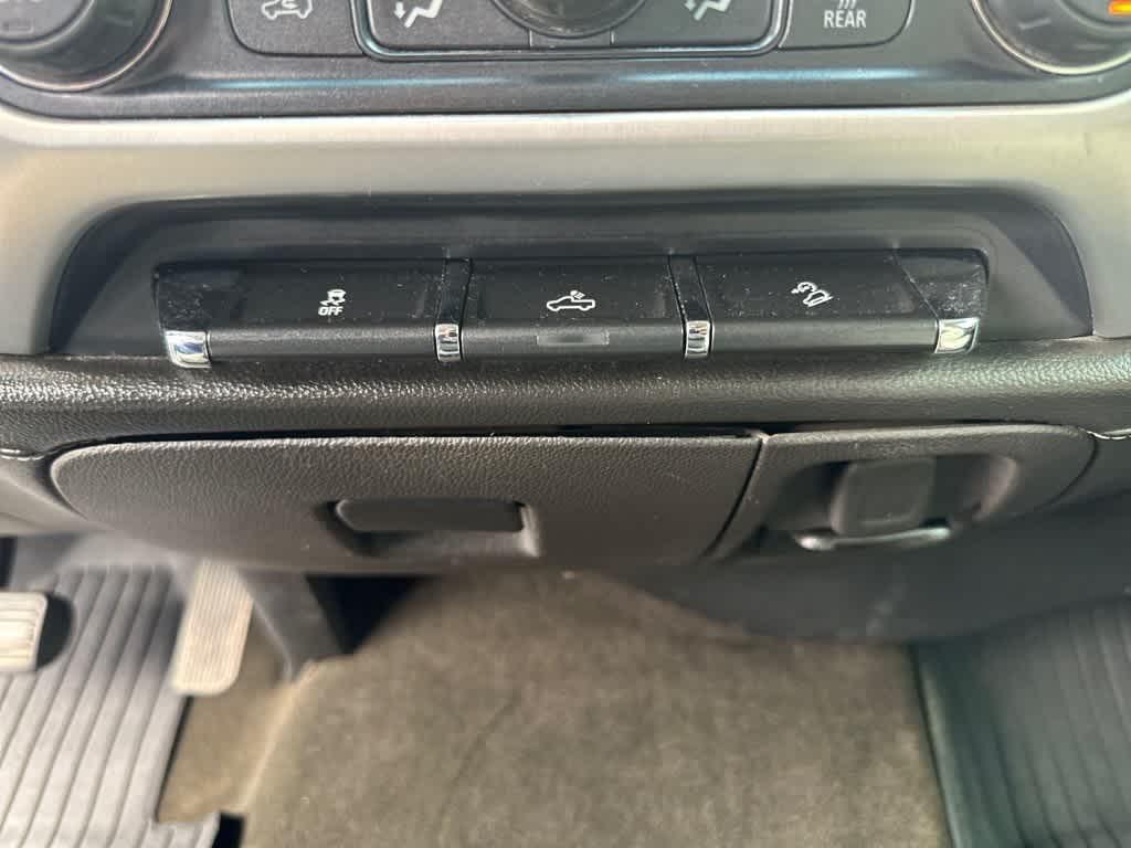 used 2017 GMC Sierra 1500 car, priced at $19,995
