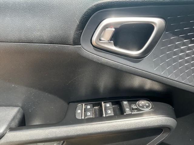 used 2021 Kia Soul car, priced at $14,994