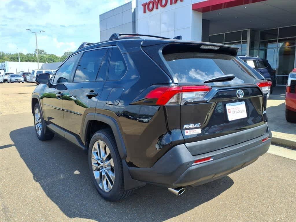used 2021 Toyota RAV4 car, priced at $27,814