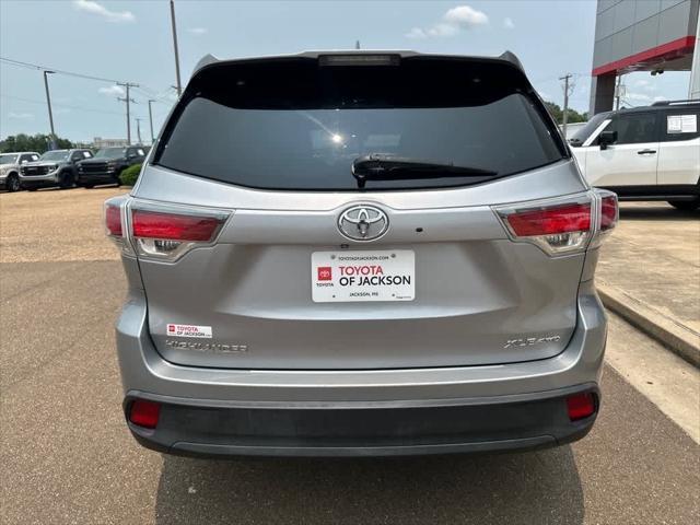 used 2015 Toyota Highlander car, priced at $21,995