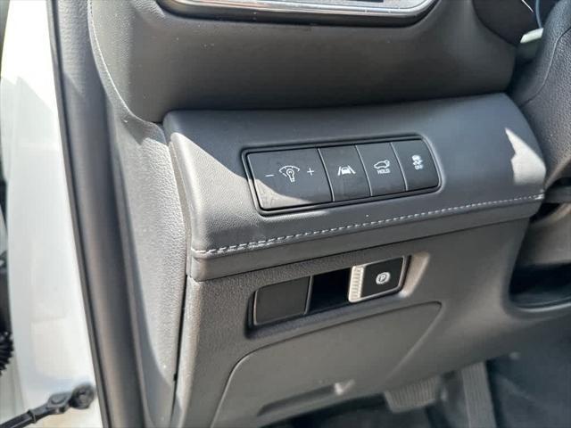 used 2022 Hyundai Santa Fe car, priced at $22,998