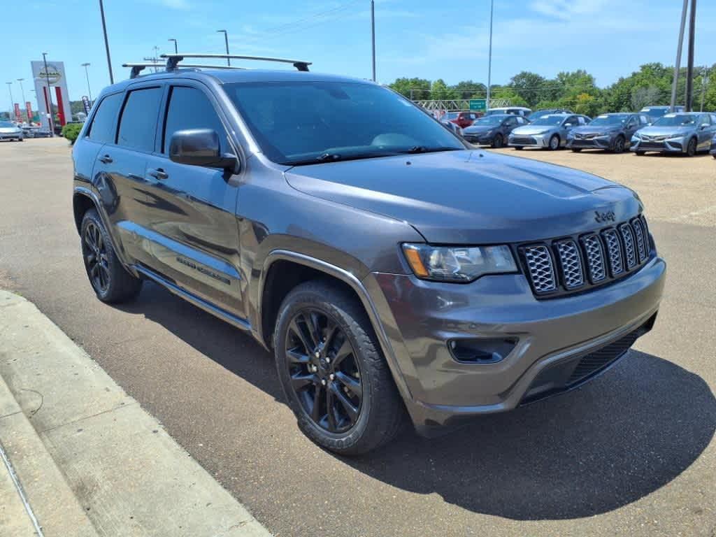 used 2018 Jeep Grand Cherokee car, priced at $15,499