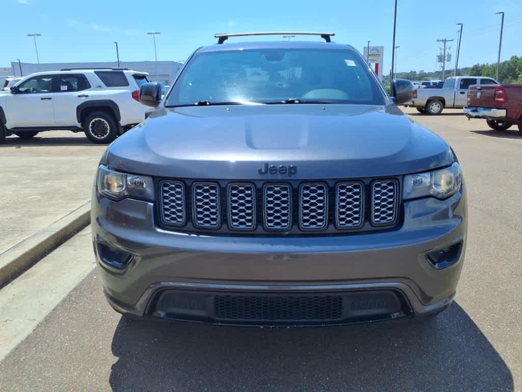 used 2018 Jeep Grand Cherokee car, priced at $15,499