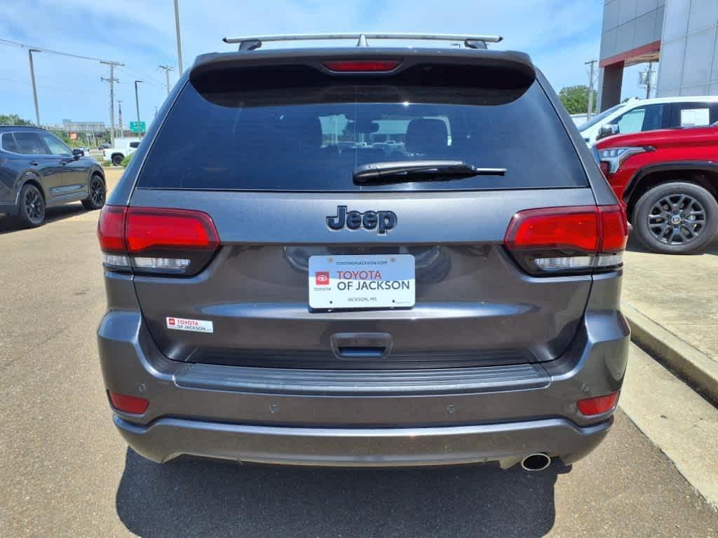 used 2018 Jeep Grand Cherokee car, priced at $15,499