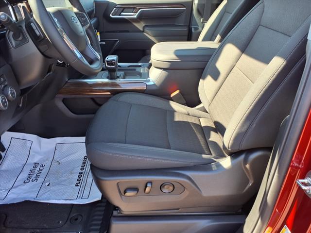 new 2025 Chevrolet Silverado 1500 car, priced at $52,304
