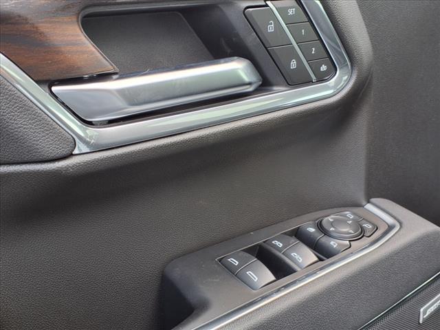 new 2025 GMC Sierra 1500 car, priced at $57,422