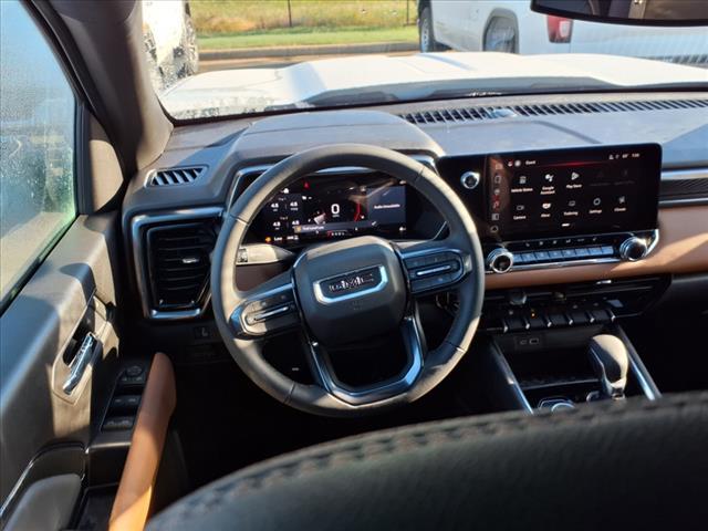new 2025 GMC Canyon car, priced at $45,874