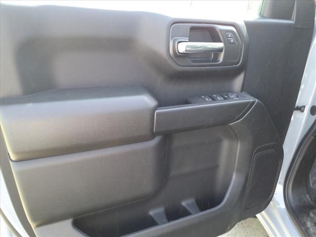 new 2025 GMC Sierra 1500 car, priced at $46,054