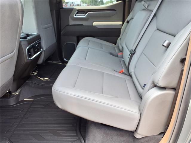 new 2025 GMC Sierra 1500 car, priced at $57,018