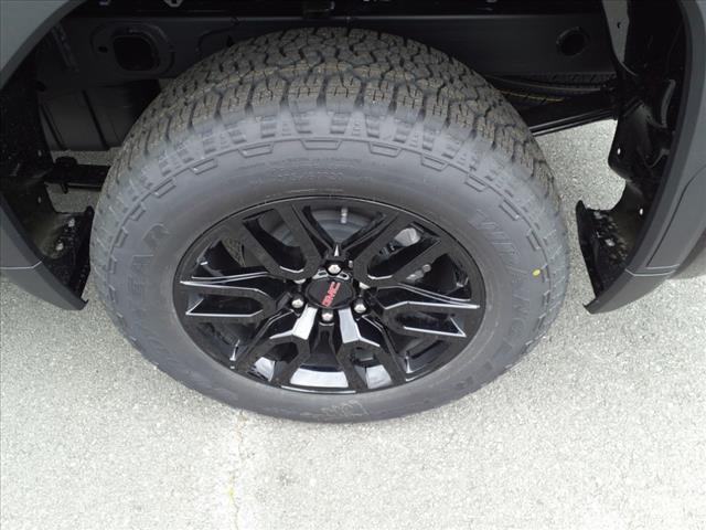 new 2025 GMC Sierra 1500 car, priced at $47,739