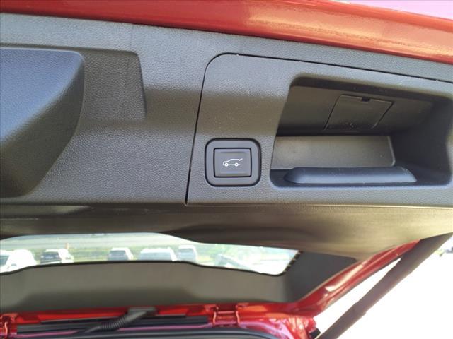 used 2023 GMC Acadia car, priced at $30,800