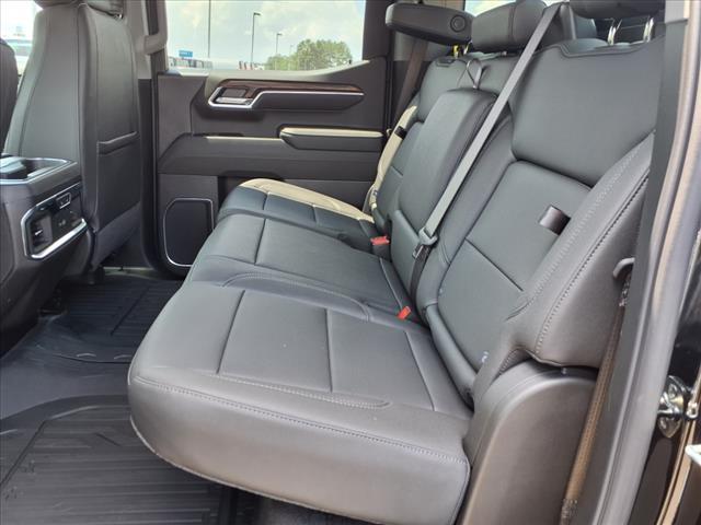 new 2025 GMC Sierra 1500 car, priced at $57,018