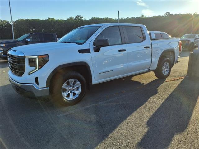 used 2023 GMC Sierra 1500 car, priced at $32,900