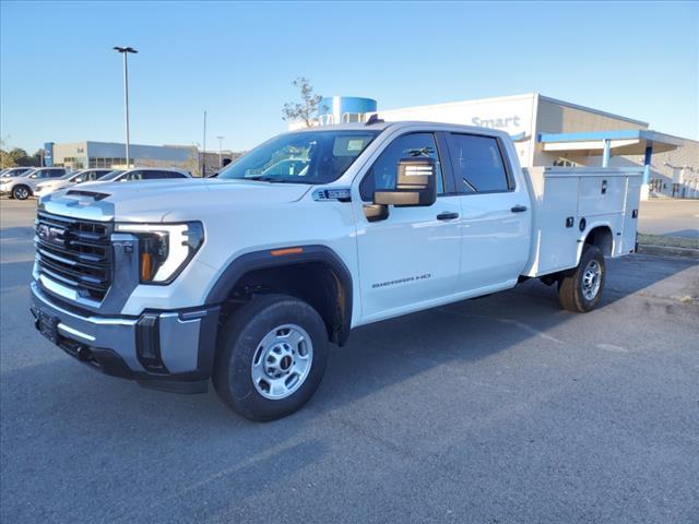 new 2024 GMC Sierra 2500 car, priced at $52,003