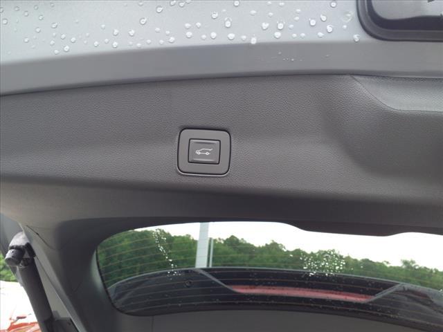 used 2025 Chevrolet TrailBlazer car, priced at $27,900