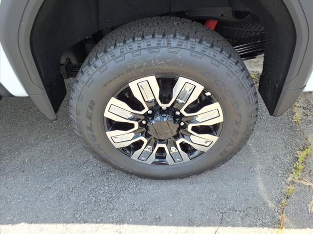 new 2025 GMC Sierra 2500 car, priced at $72,061