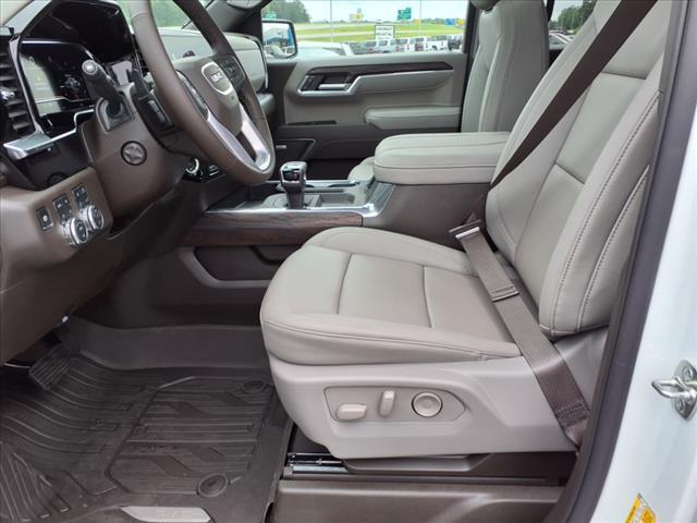 new 2025 GMC Sierra 1500 car, priced at $60,552