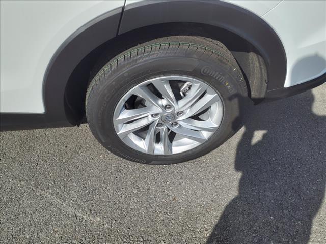 new 2025 Buick Envista car, priced at $25,872