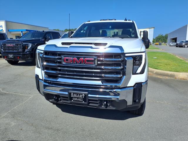new 2025 GMC Sierra 2500 car, priced at $55,540