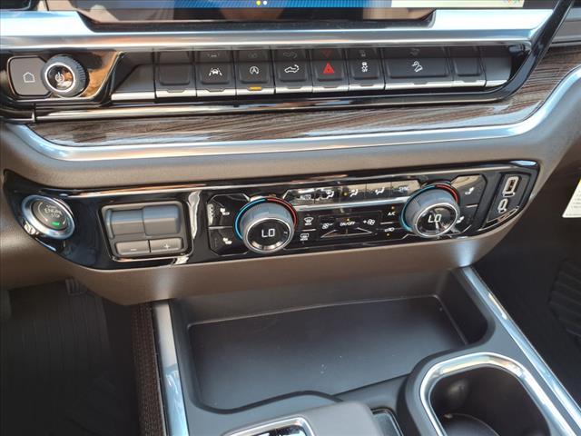 new 2025 Chevrolet Silverado 1500 car, priced at $70,205