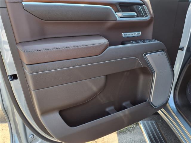 new 2025 GMC Sierra 1500 car, priced at $69,700