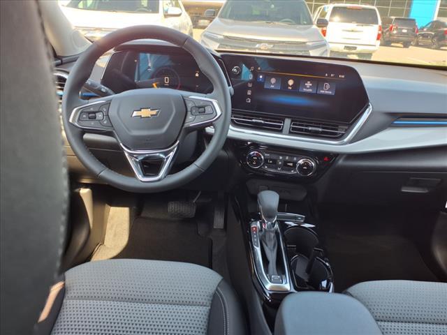 new 2025 Chevrolet Trax car, priced at $25,800