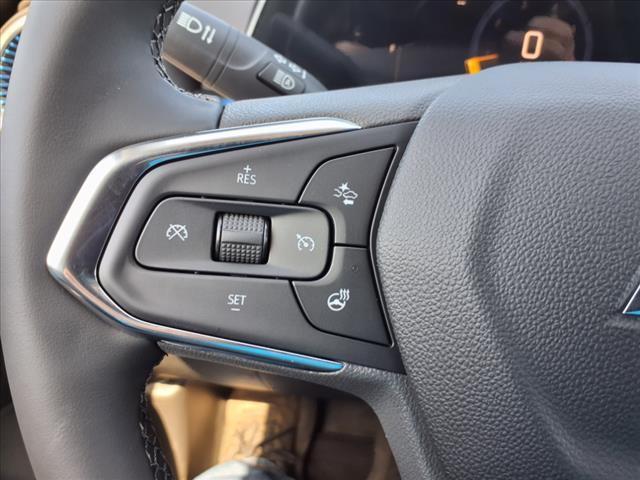 new 2025 Chevrolet Trax car, priced at $25,800