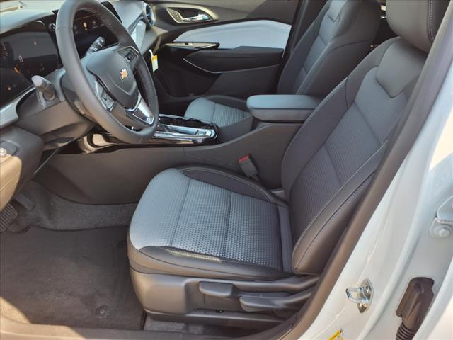 new 2025 Chevrolet Trax car, priced at $25,800