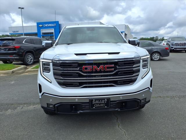 new 2025 GMC Sierra 1500 car, priced at $56,569
