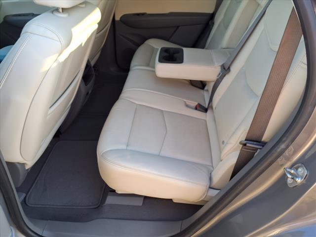 used 2017 Cadillac XT5 car, priced at $13,900