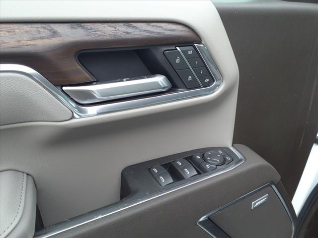 new 2025 GMC Sierra 1500 car, priced at $56,387